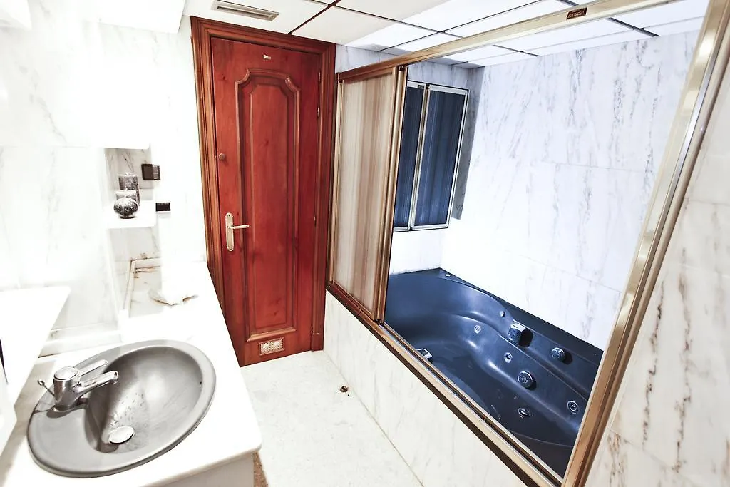 Eva Vendrell Planet Costa Dorada Apartment Salou 0*,